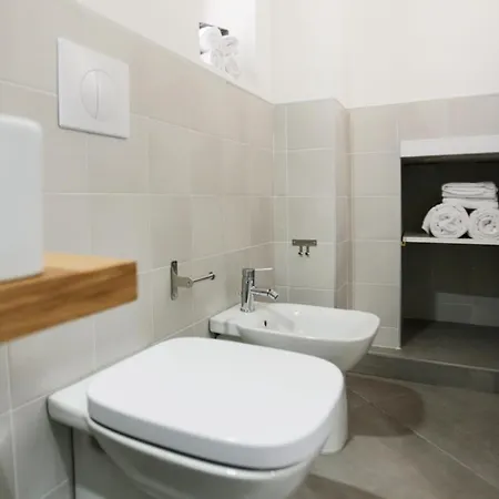 Duomo 34 Guest 4* Неаполь